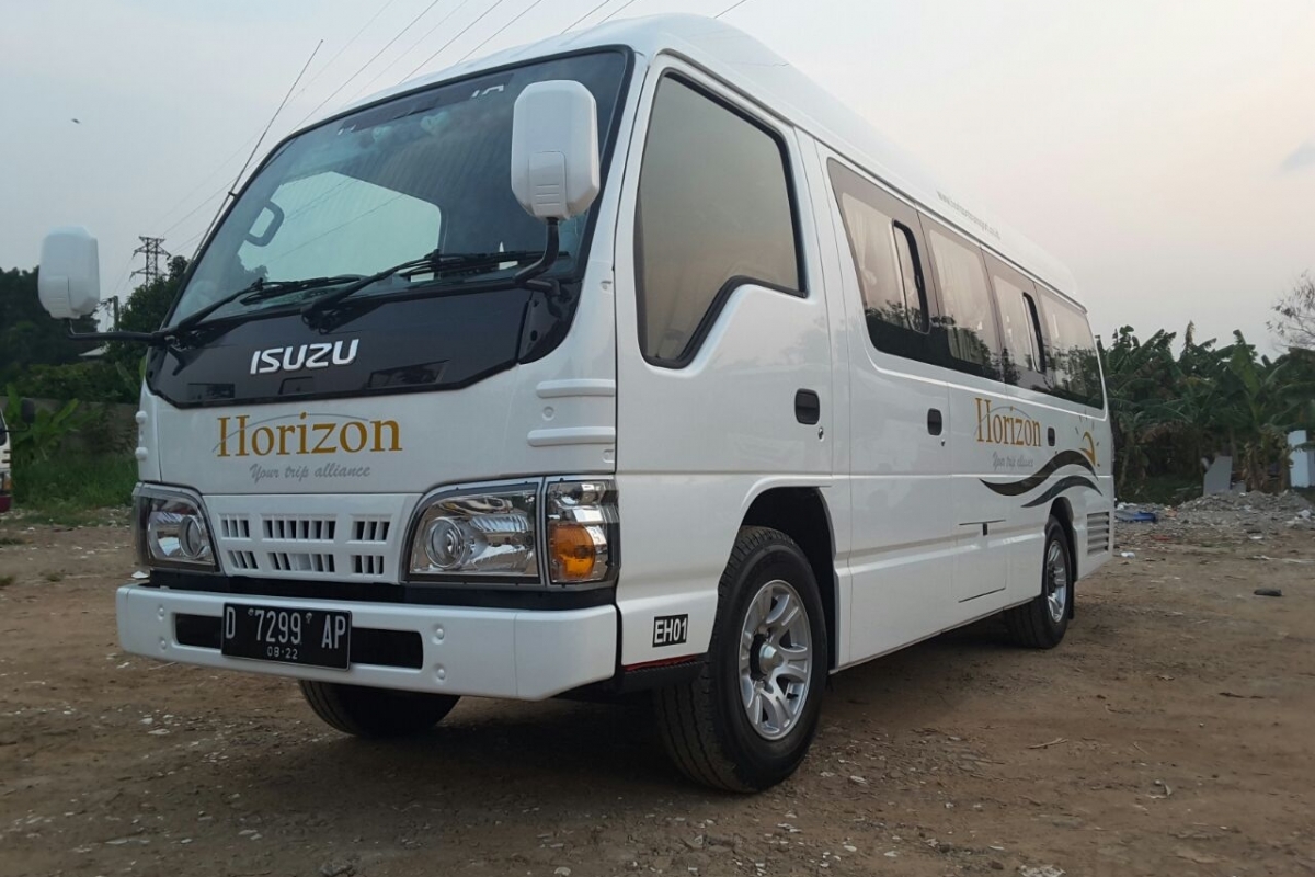 Sewa Mobil Elf Putih Horizon - Rental Mobil Elf